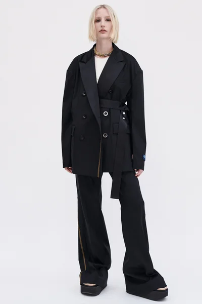 Look 10